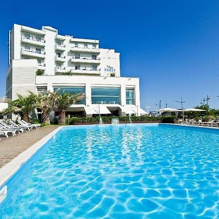 Hotel Sarti Riccione Esterno foto