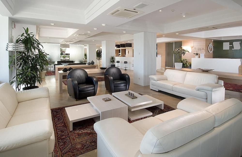 Hotel Sarti Riccione Esterno foto