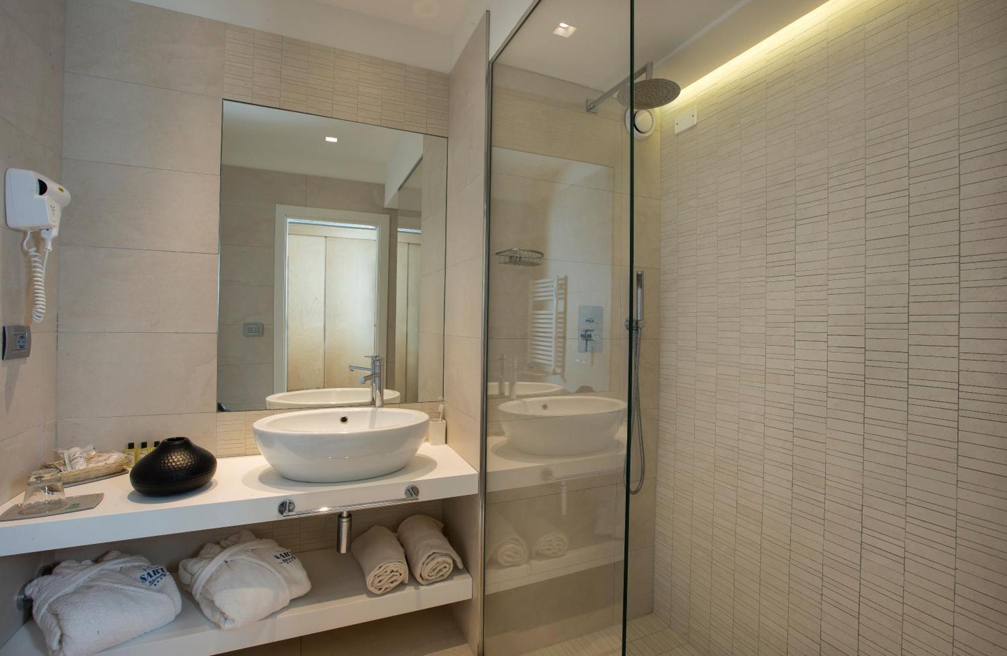 Hotel Sarti Riccione Esterno foto
