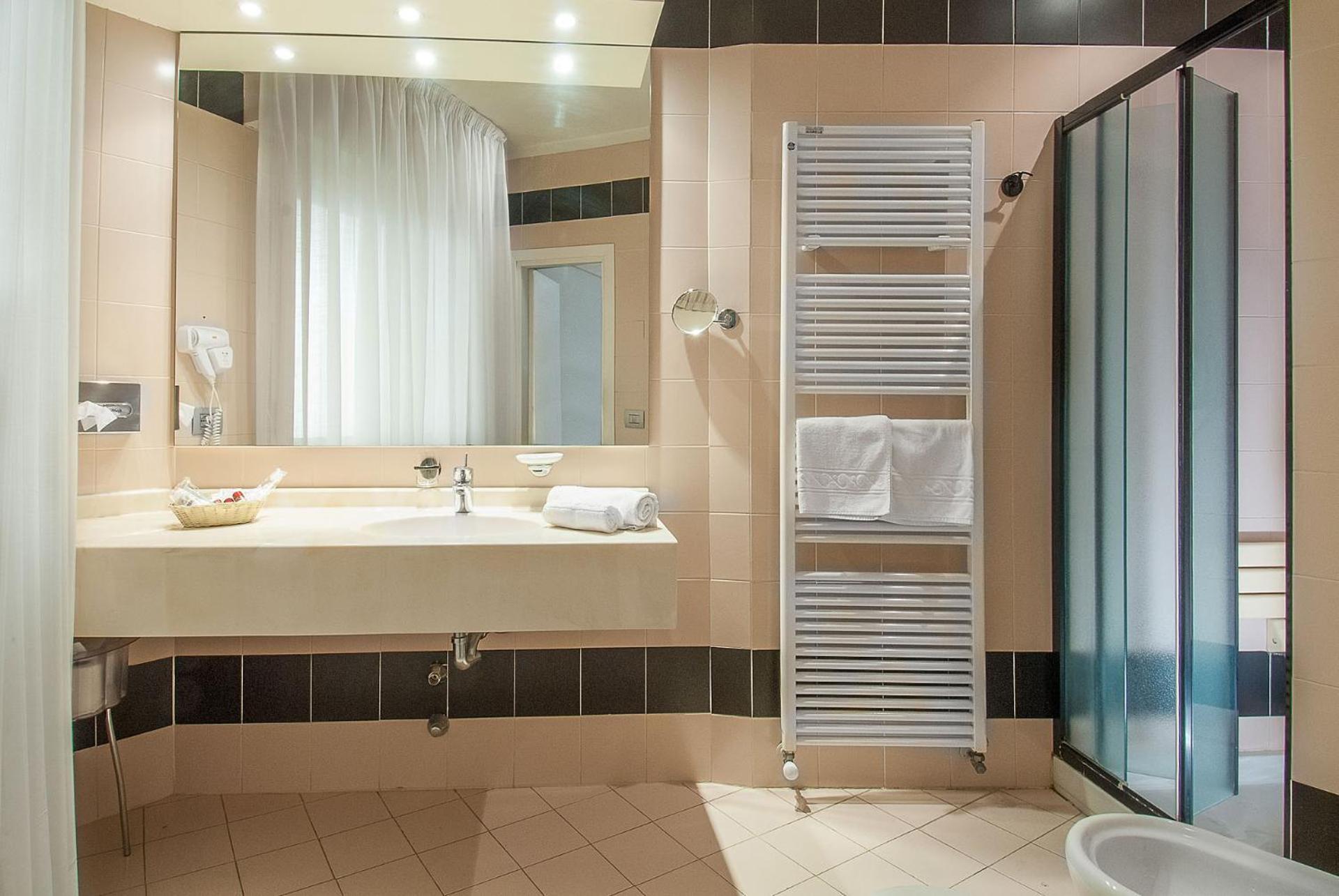 Hotel Sarti Riccione Esterno foto