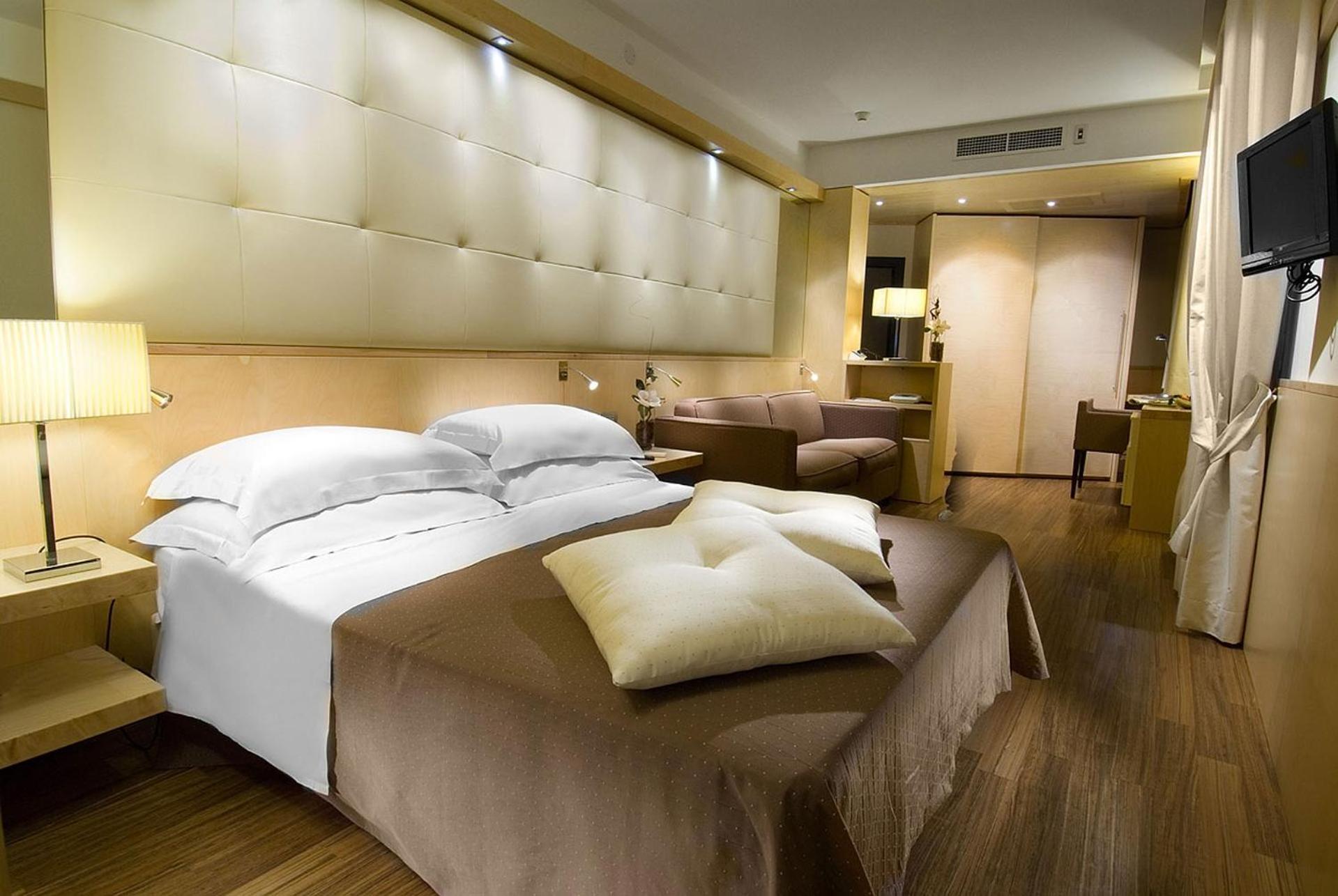 Hotel Sarti Riccione Esterno foto
