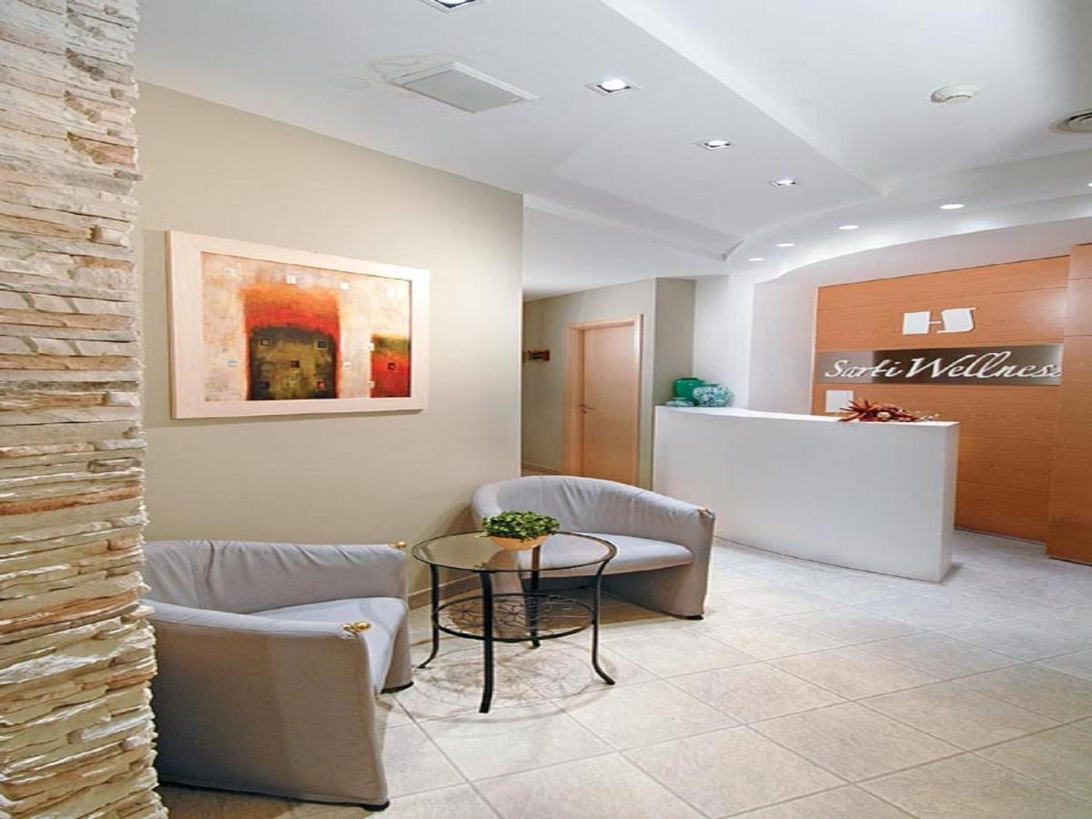 Hotel Sarti Riccione Esterno foto
